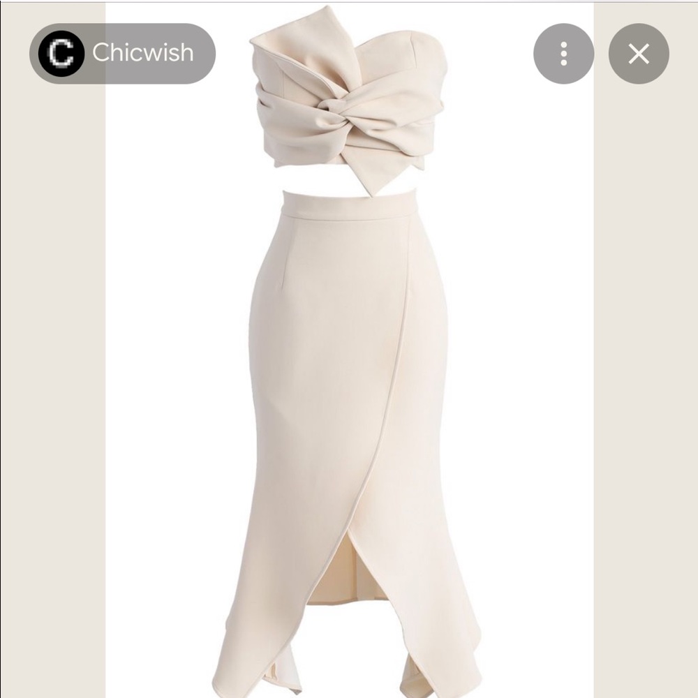 Chic wish bustier took and skirt set
